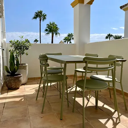 Merion Апартаменти *